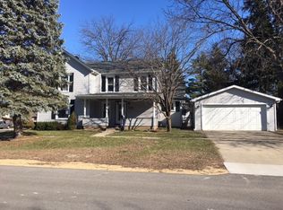 339 Jackson St, Genoa, IL 60135