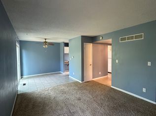 2125 Quail Creek Dr, Lawrence, KS 66047