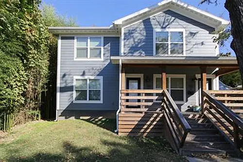 322 W South St Photo 1