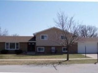 13601 Santa Fe Trl, Orland Park, IL 60467