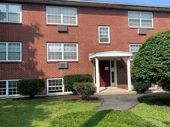 300 Main St, Woburn, MA