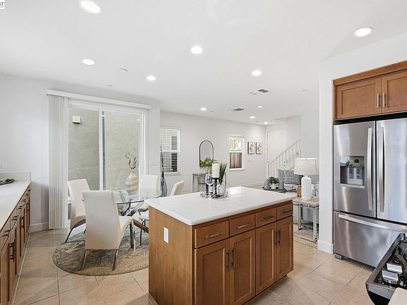 4th image of 8553 Schooner Way
