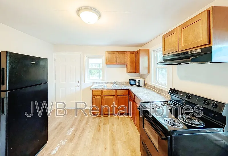 1141 Orton St
