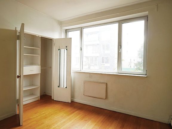 3rd image of 179 Eagle St APT 3F