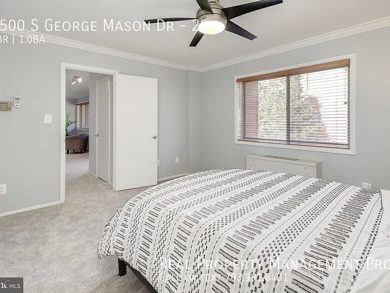 1500 S George Mason Dr #20 — Photo 19