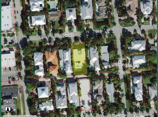 460 13th Ave S, Naples, FL 34102