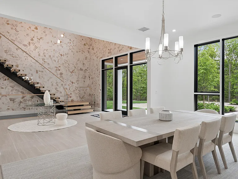 293 Old Sag Harbor Rd — Photo 17