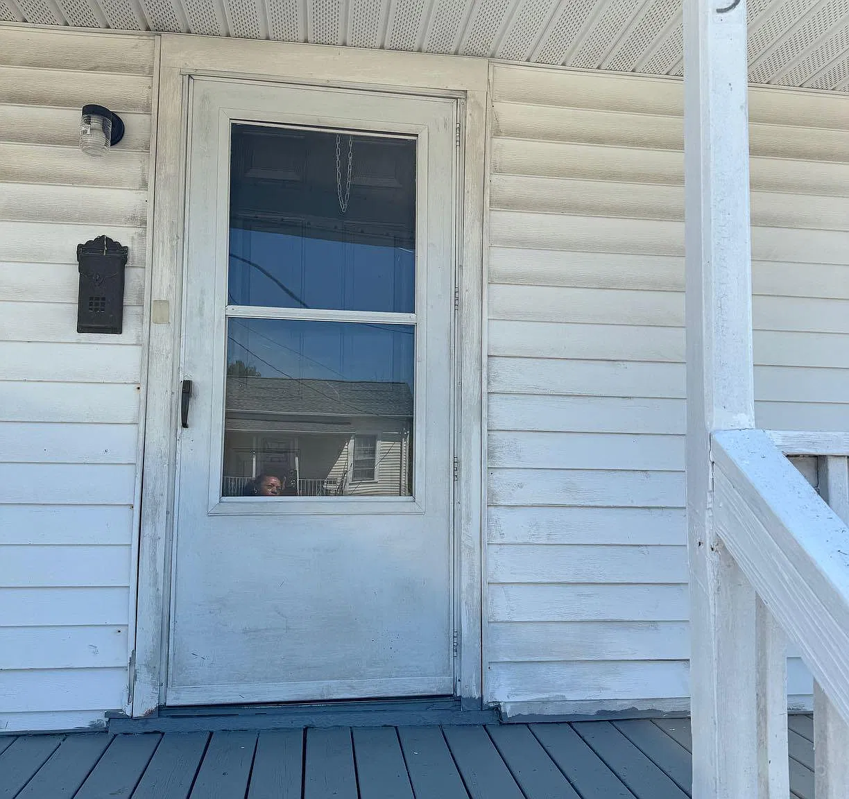 2 bed, 1.0 bath, 882 sqft, $875 — Photo 2