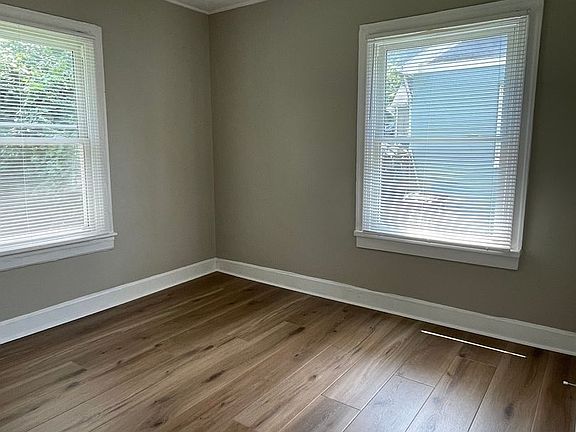 5th image of 708-710 Jackson St #708