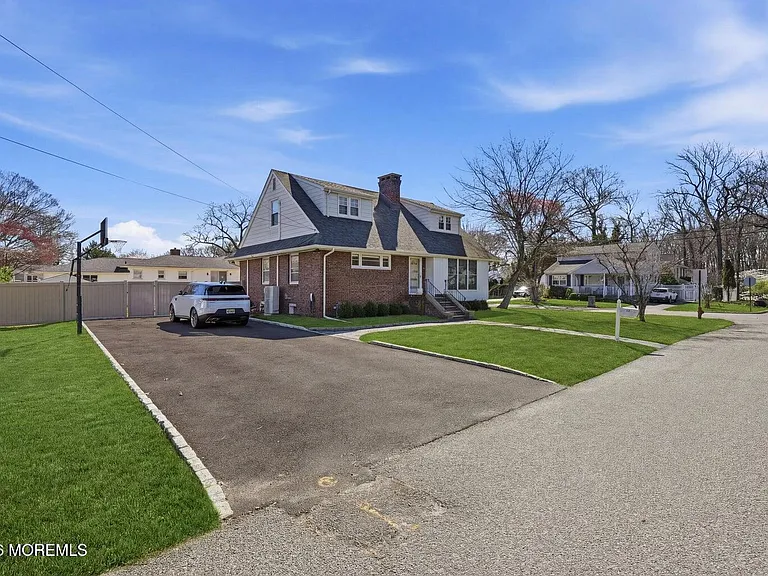 227 Chatham Ave — Photo 41