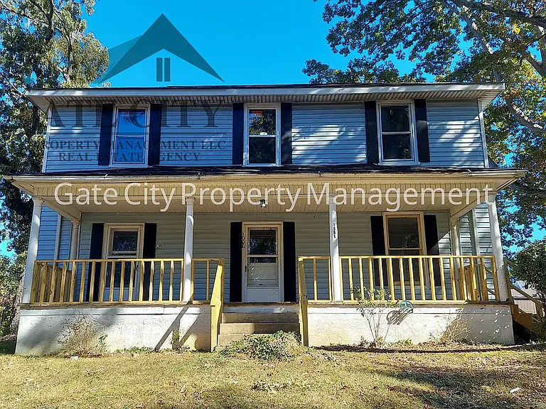 1006 Holton Pl #B — Photo 1