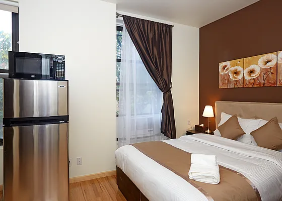 Rented by Townhouse Apartments | media 11