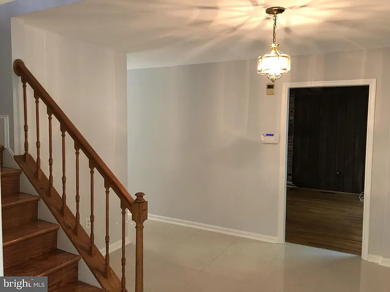 991 Farm Haven Dr — Photo 6