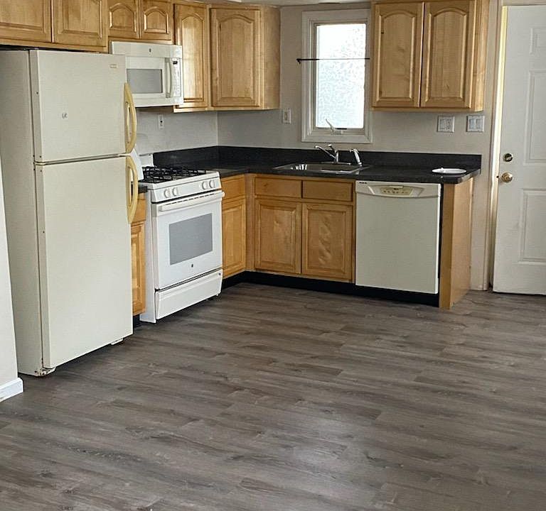 2nd image of 640 Annadale Rd Floor 1