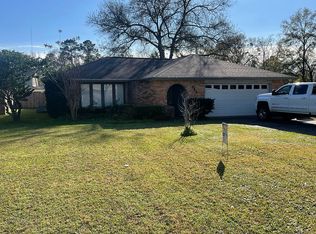 980 Orange St, Vidor, TX 77662