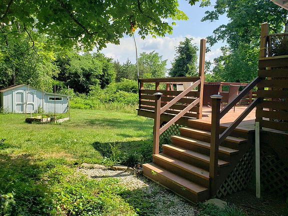 4th image of 1041 McCall Ln