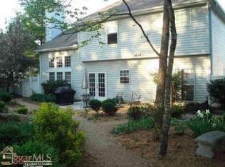 500 Hyde Park Ln, Mauldin, SC 29662