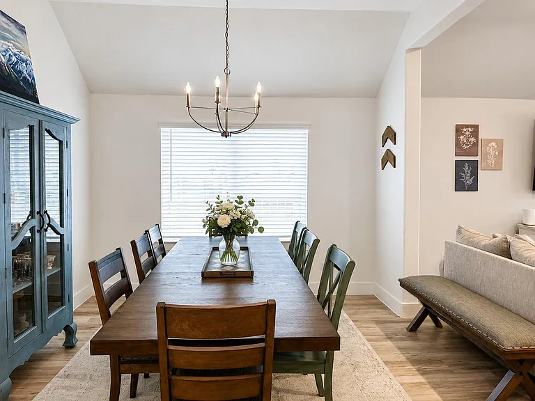 2719 Sellers Island Dr — Photo 3