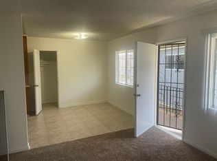 1959 Cedar Ave APT 5, Long Beach, CA 90806
