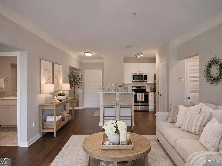 10 Perimeter Summi Blvd #4139 — Photo 6