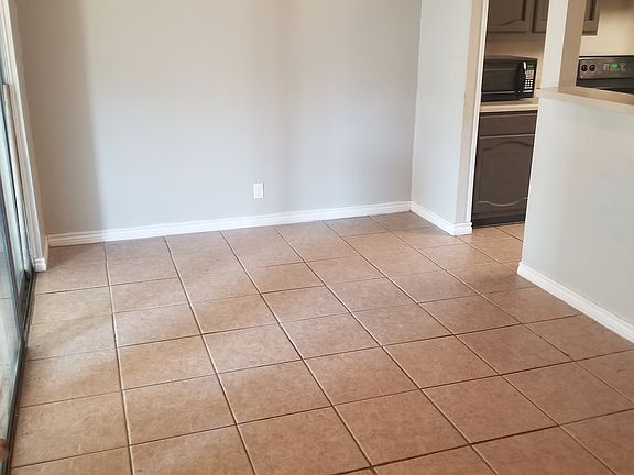 4th image of 6700 Chelsea Wood