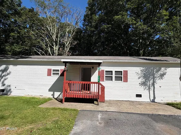 509 Rabbit Ln, East Stroudsburg, PA 18302