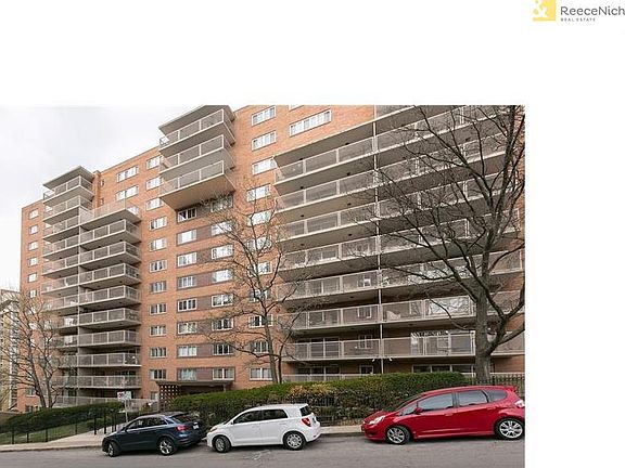 2nd image of 310 W 49th St APT 807