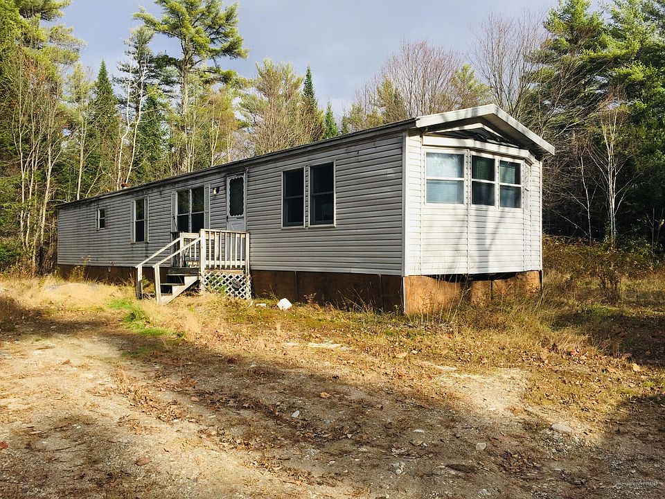 2nd image of 324 Saco Rd