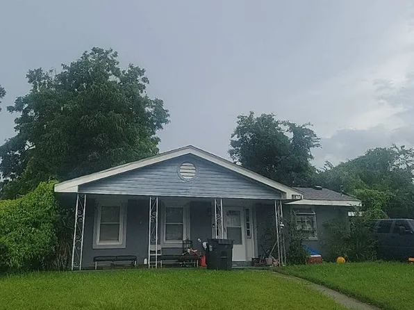4743 Warren Dr, New Orleans, LA 70127