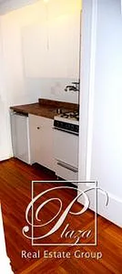 Rented by Plaza Real Estate Group | media 4