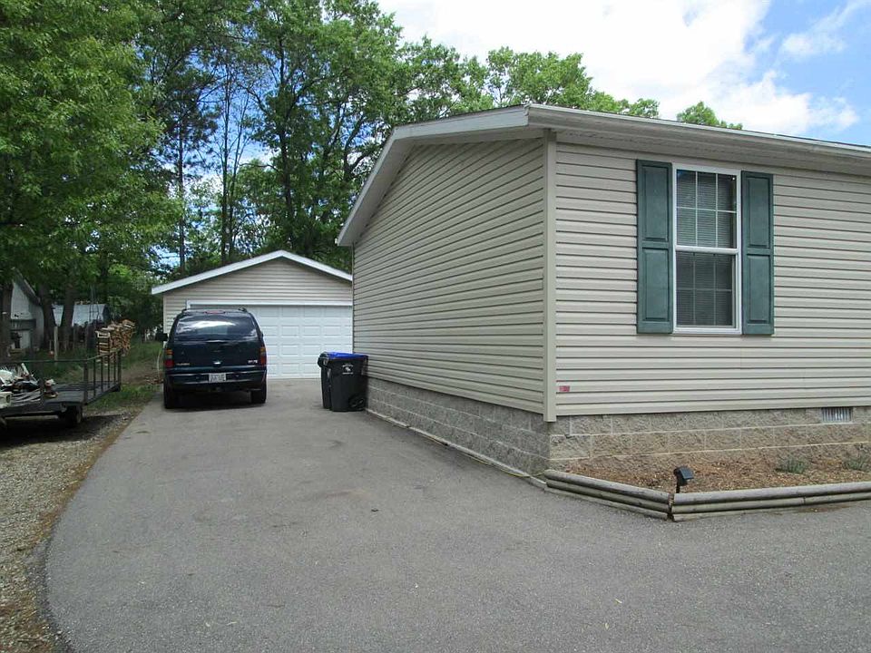 2nd image of W5364 Lake Dr