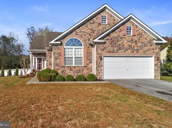 4 Buttercup Dr, Georgetown, DE 19947