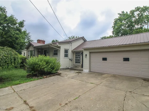 6707 James St, Poland, OH 44514