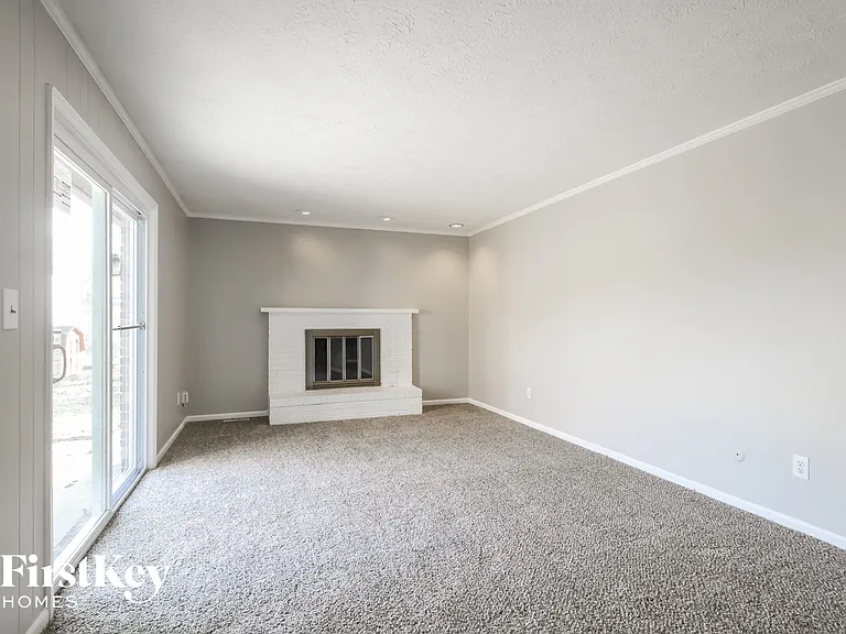 8141 Warbler Way — Photo 2