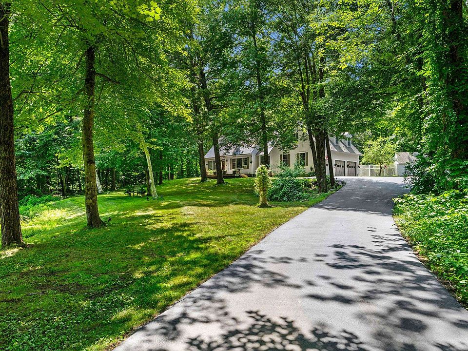 1st image of 85 Maple Avenue