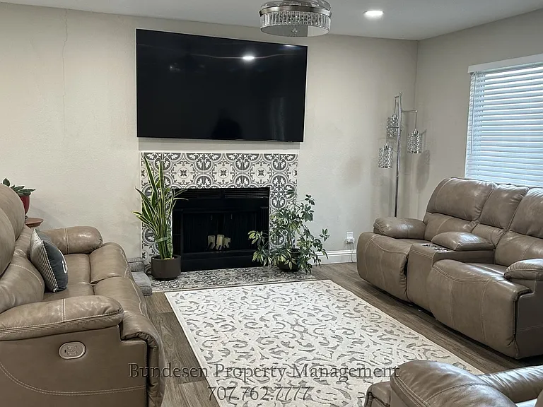 400 W Creekside Cir — Photo 13