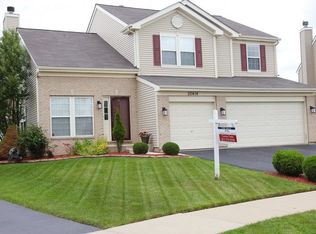 20414 Glen Vista Ln, Crest Hill, IL 60403