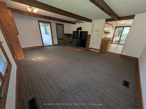 5th image of 261 Lakeview Blvd