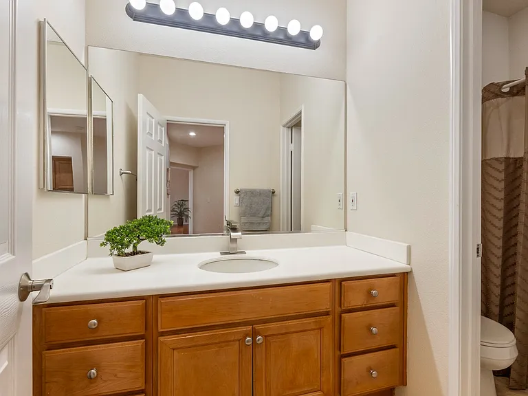 11454 Miro Cir — Photo 38