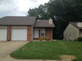 522 Pepperhill Ct, Glen Carbon, IL 62034