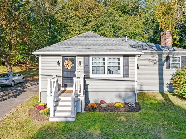 6 Vaughan St, Lakeville, MA 02347