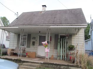 604 Dubois St, Lawrenceville, IL 62439