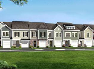 457 Hillsdale Pl, Martinsburg, WV 25403