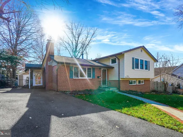 9915 Colony Rd, Fairfax, VA 22030