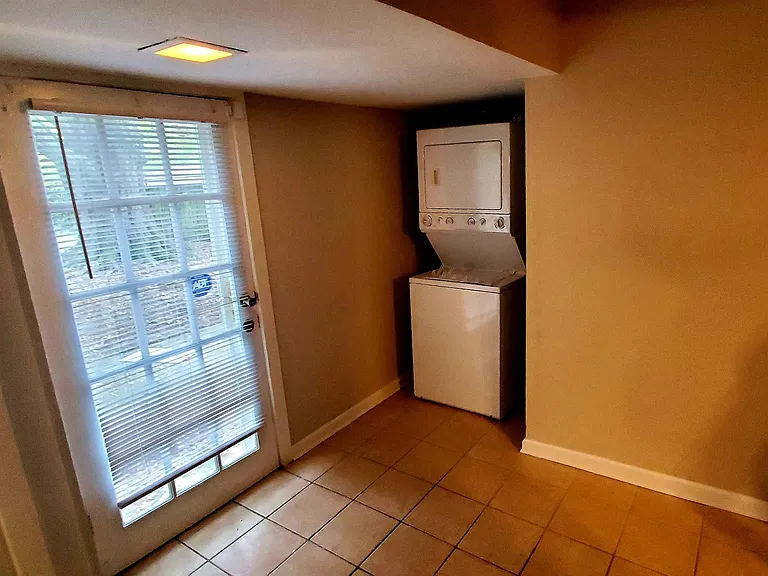3666 Douglass Ave — Photo 7