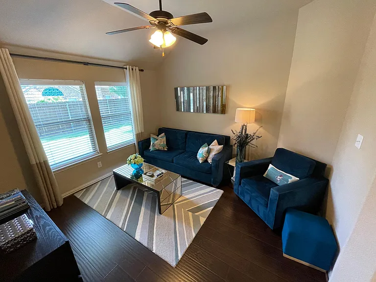 2625 Frances Ln — Photo 47