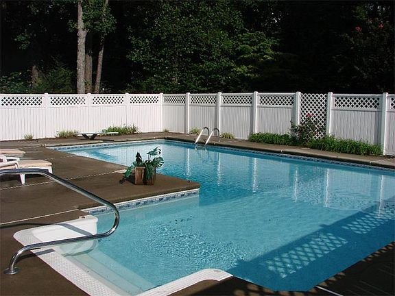 2nd image of 4194 King Richard Ct