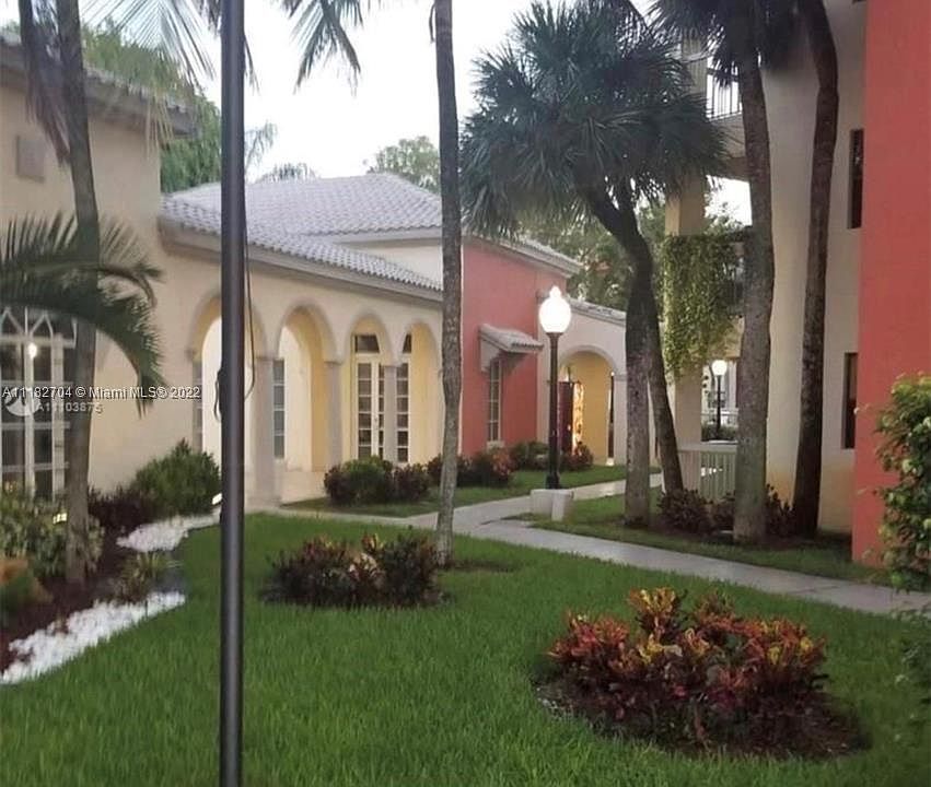 LAS VISTA AT DORAL CONDOMINIUMS 8333 Lake Dr Miami FL Zillow