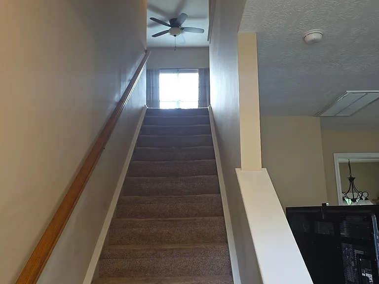 836 Westlawn Dr — Photo 13
