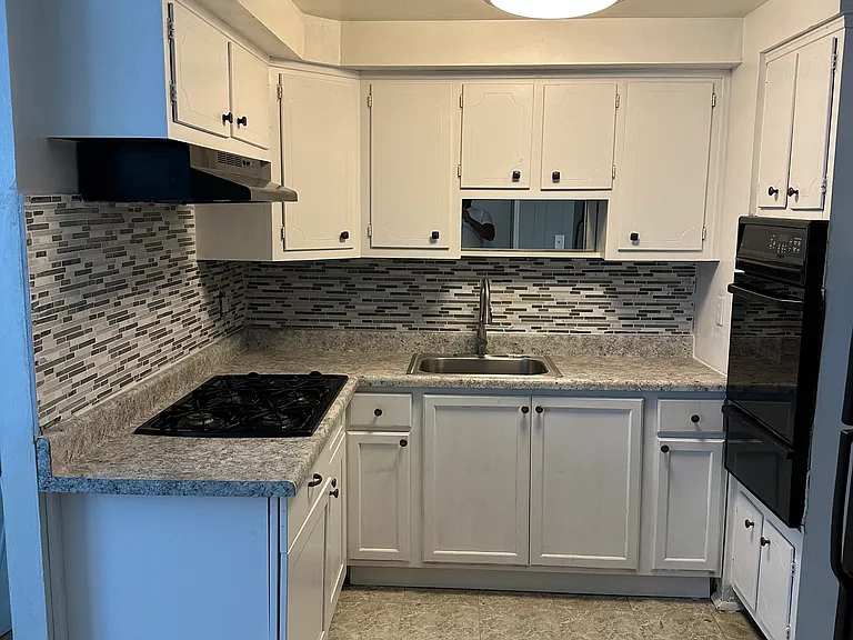 2641 Norland Rd — Photo 3